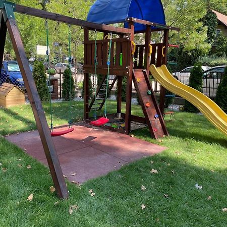 שיופוק Katica Apartmanok מראה חיצוני תמונה