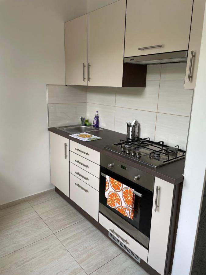 שיופוק Katica Apartmanok מראה חיצוני תמונה
